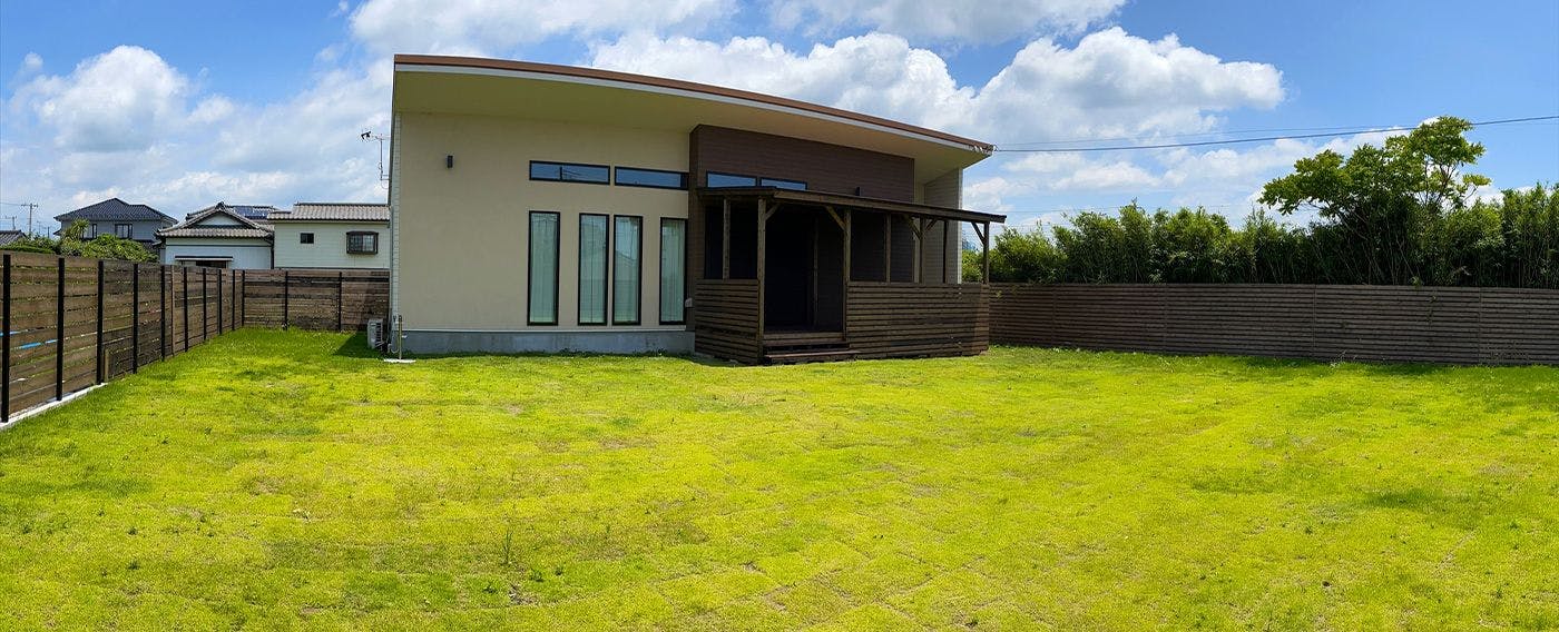 คุณสามารถเพลิดเพลินกับเวลาผ่อนคลายในพื้นที่วิ่งเล่นสำหรับสุนัขโดยเฉพาะ