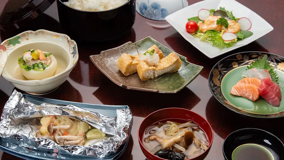 Tokamachi Inn Okuechigo Hatago Ichibankan