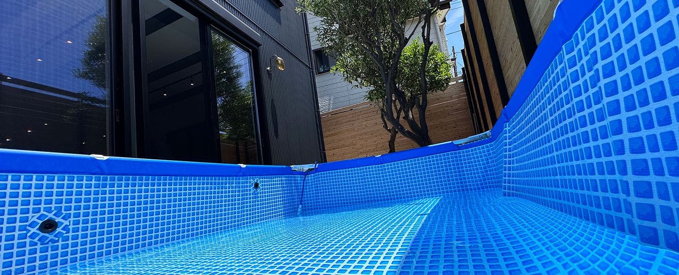 สระว่ายน้ำขนาดใหญ่