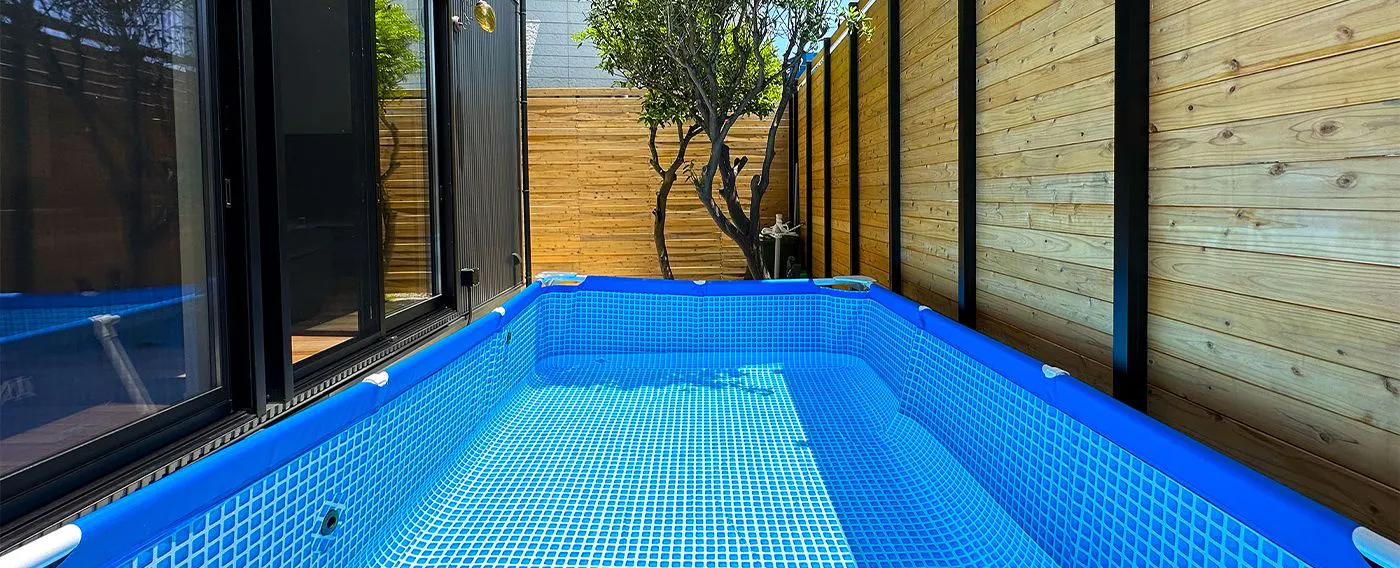 สระว่ายน้ำขนาดใหญ่