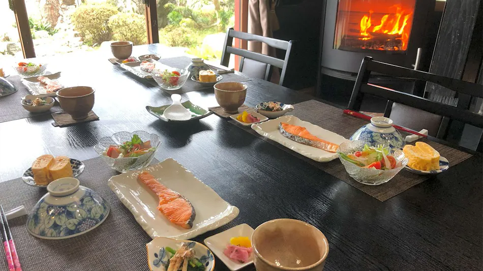 Traditional Japanese House Inn "Koharu"