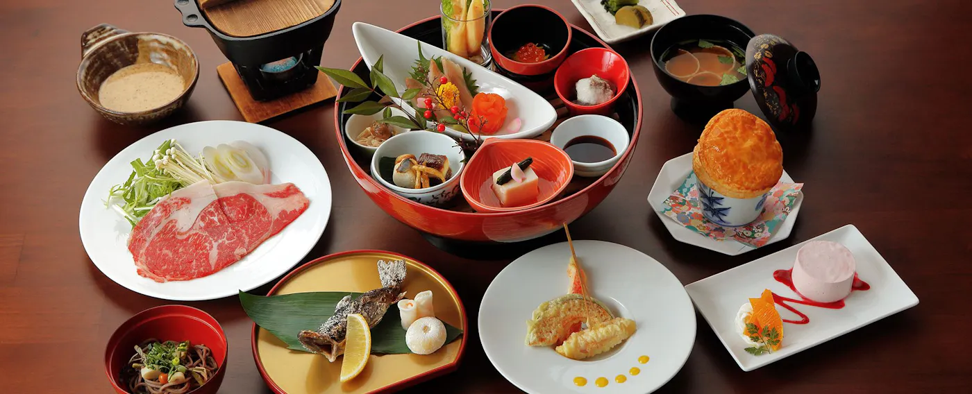 ภาพตัวอย่างอาหารในห้องพัก