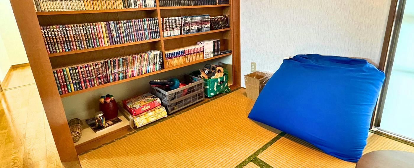Ishigaki Island Group Inn 2216 (Nijiiro) within Euglena Mall