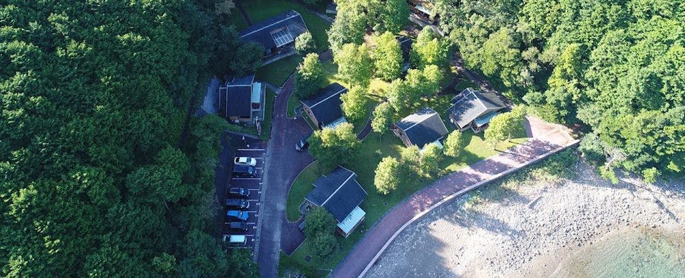 ภาพมุมไกลของสิ่งอำนวยความสะดวก