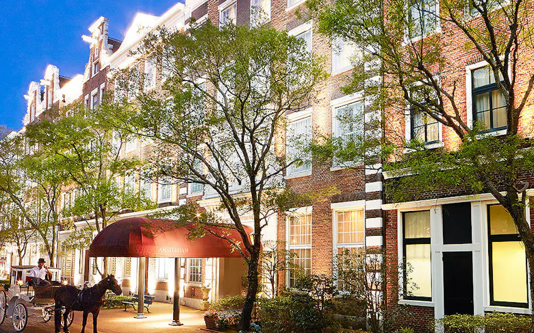 ホテル アムステルダム ハウステンボス駅から徒歩7分のホテル 円より ハウステンボスのほぼ中央に位置 九州の旬の味覚が楽しめるディナーブッフェ 貸自転車 長崎県 デゴイチよく走る Sl沿線宿泊情報 ホテル アムステルダム ハウステンボス駅から徒歩7分のホテル 円より ハウステンボスのほぼ中央に位置 九州の旬の味覚が楽しめるディナーブッフェ 貸自転車 長崎県 デゴイチよく走る Sl沿線宿泊情報