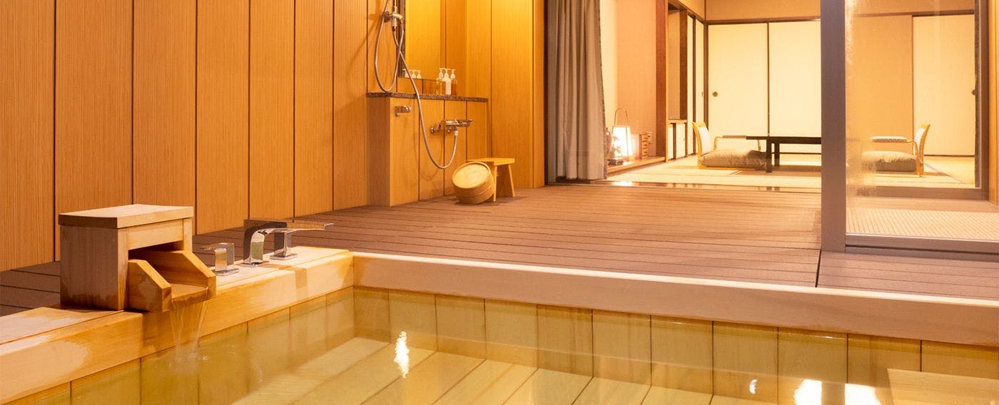 온천 노천탕 포함 객실(목욕 이미지)
