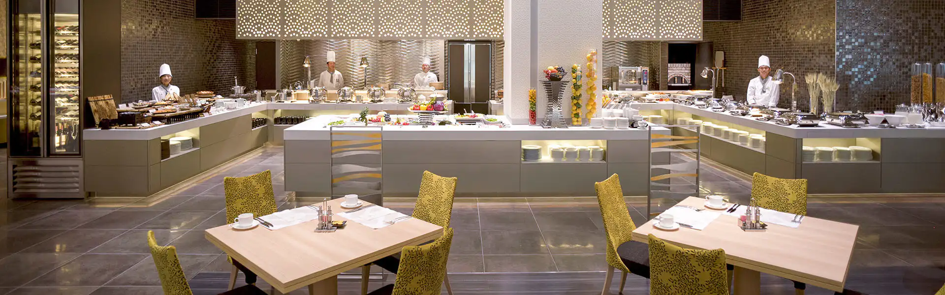 ダイニング・カフェ「ベルテンポ」