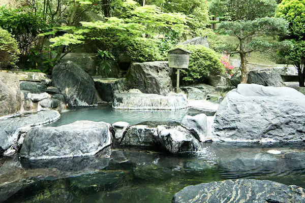 น้ำพุร้อน