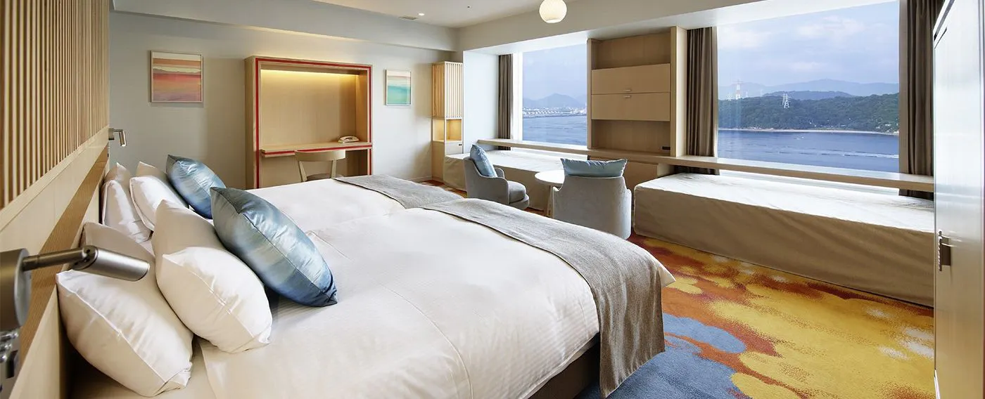 Club Floor & Club Lounge