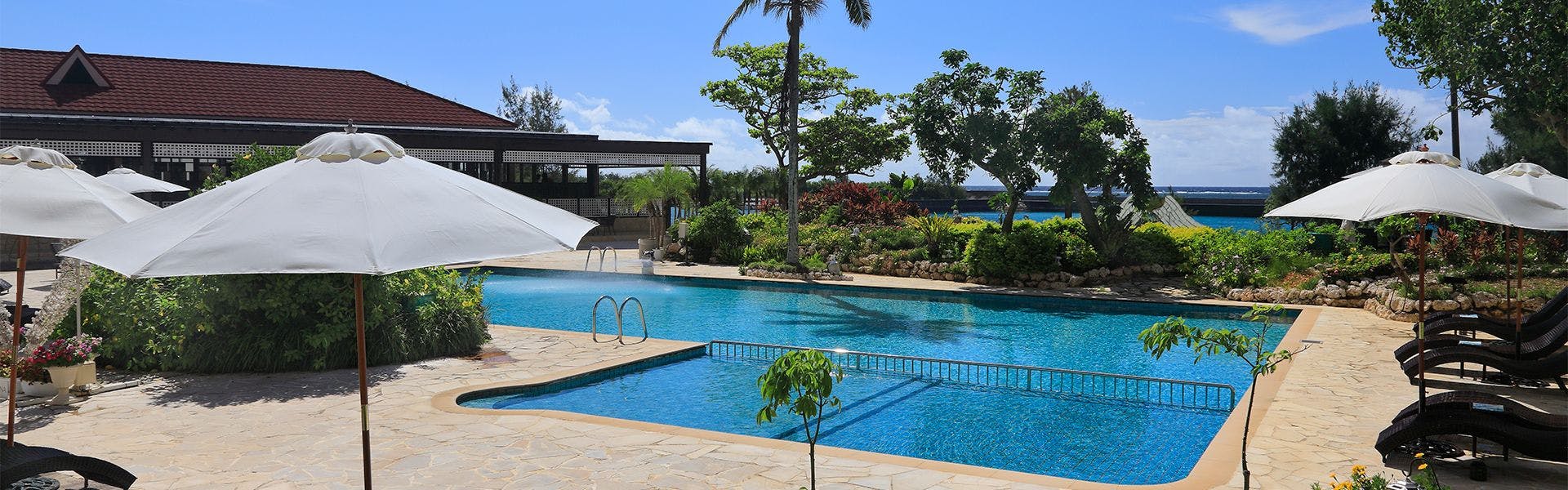 Hotel Breeze Bay Marina