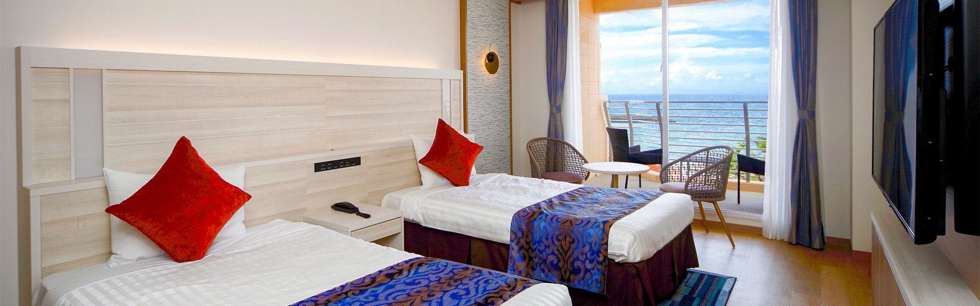 Hotel Breeze Bay Marina