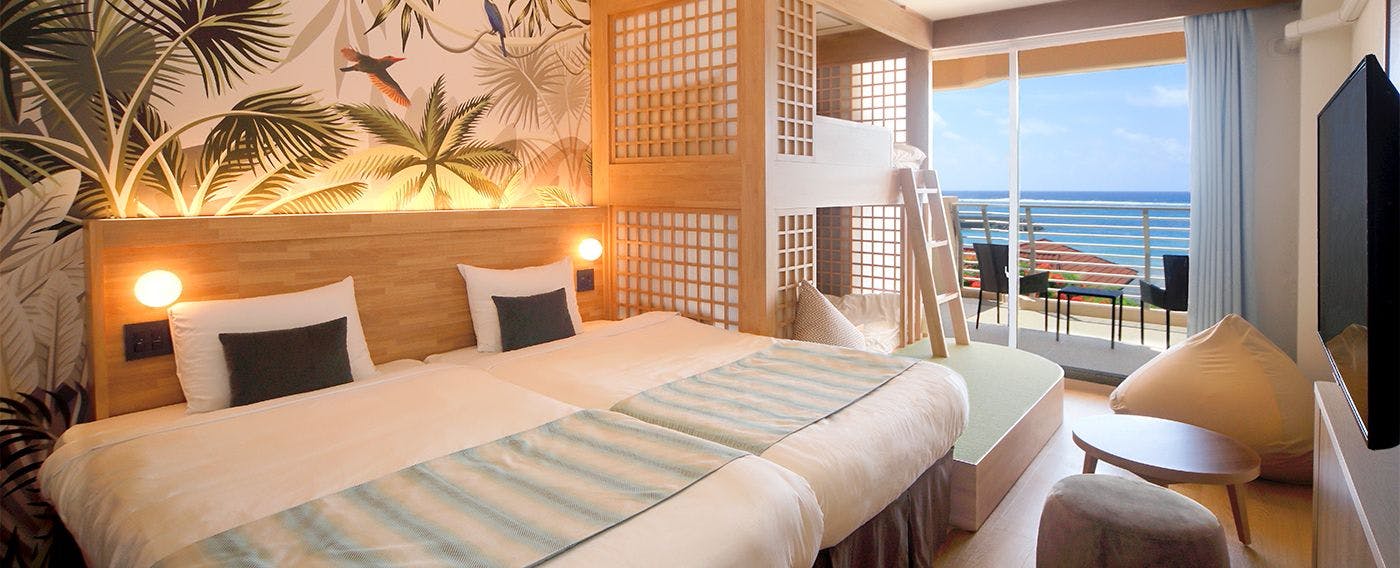 เตียงคู่ + 2 เตียงสองชั้น