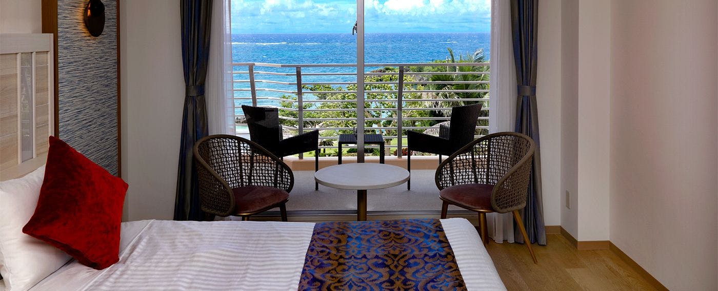 Hotel Breeze Bay Marina