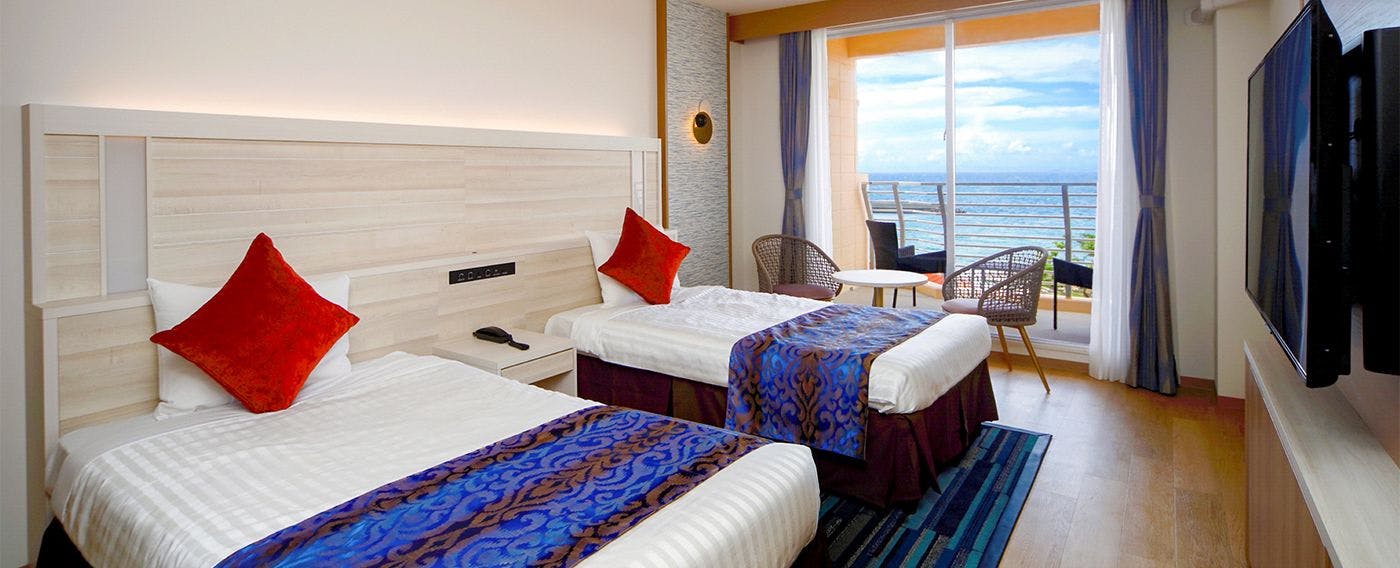 Hotel Breeze Bay Marina