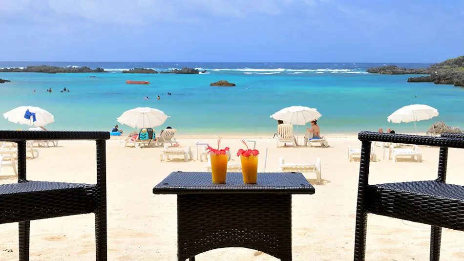 Hotel Breeze Bay Marina