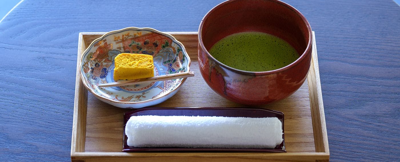 Kami berkomitmen untuk memberikan pelayanan yang tulus dan sederhana.