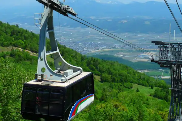 กระเช้าไฟฟ้า