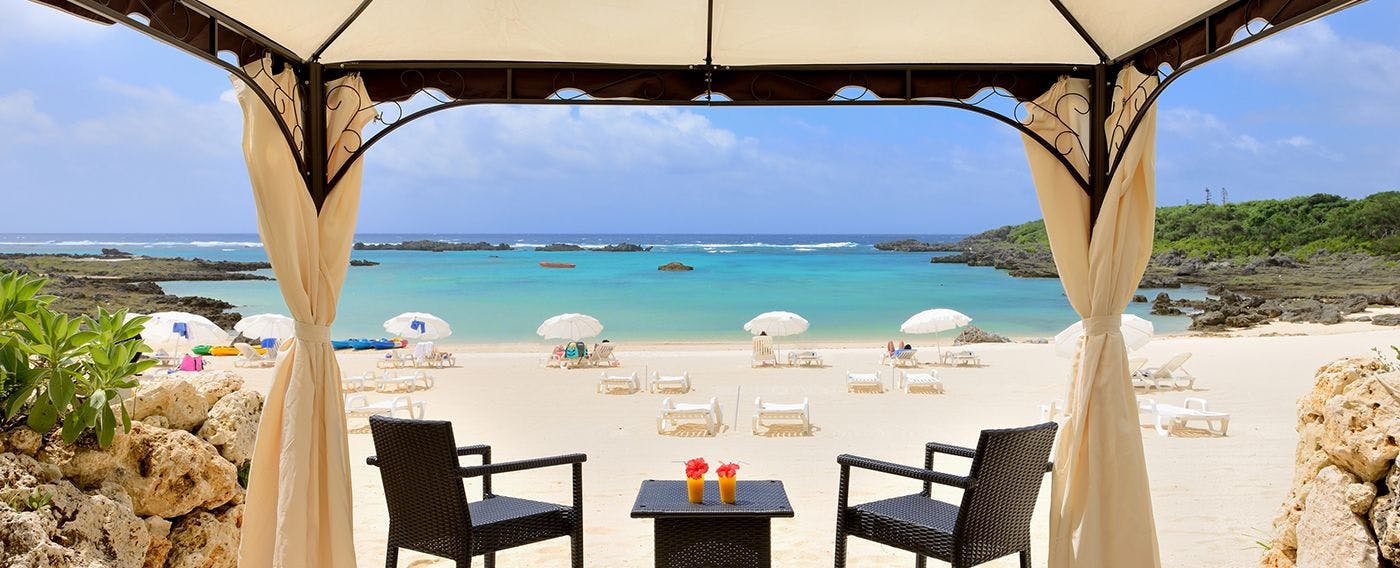 提供帳篷式涼亭以及海上活動所需的租賃用具。