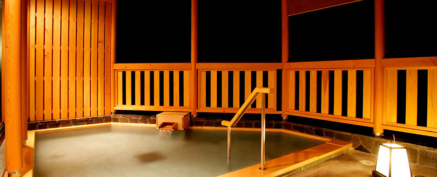 น้ำพุร้อนยาคุชิ