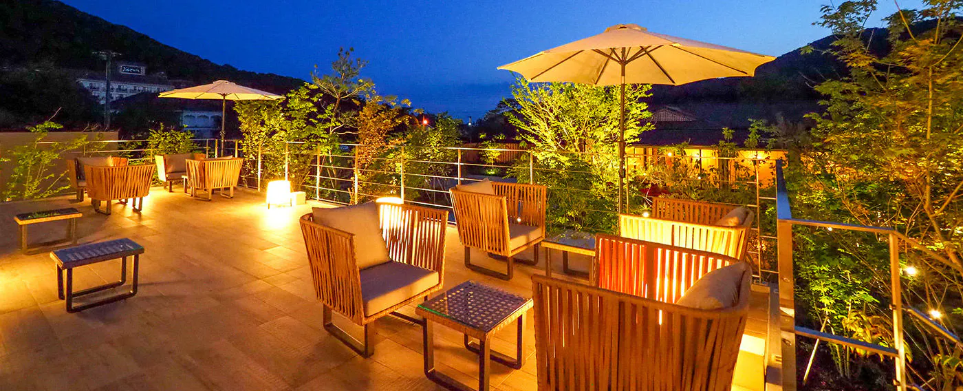 テラスラウンジ