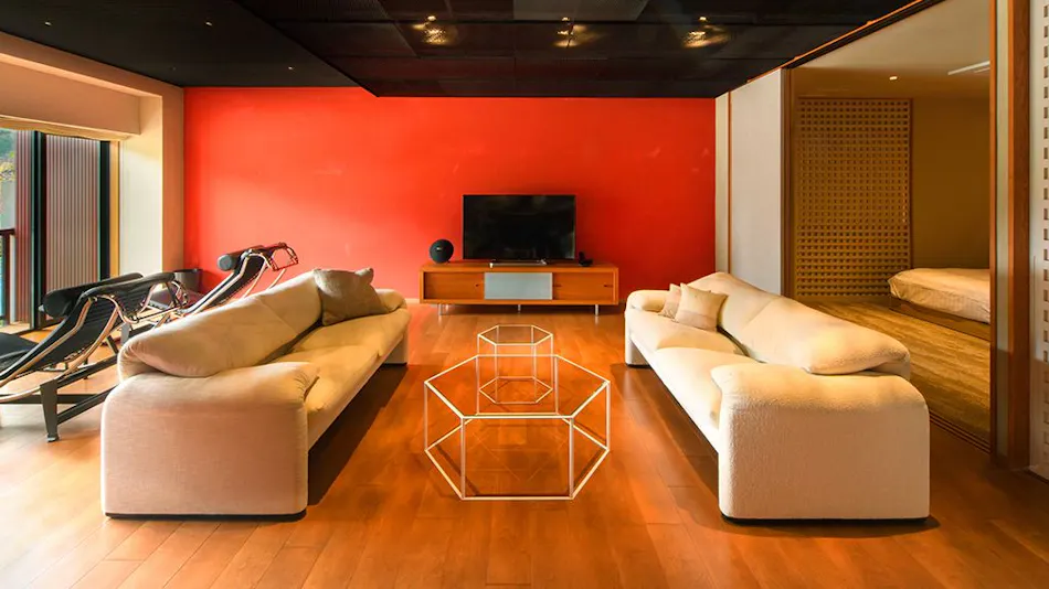 River Retreat Garaku