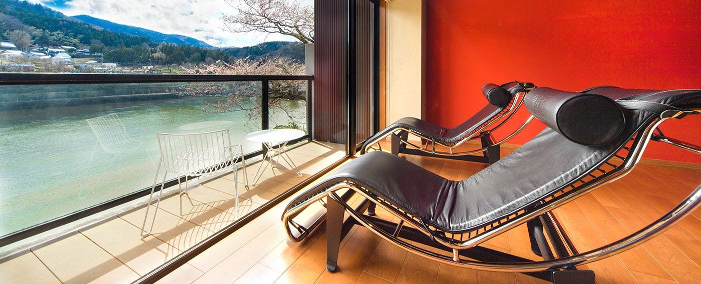 River Retreat Garaku