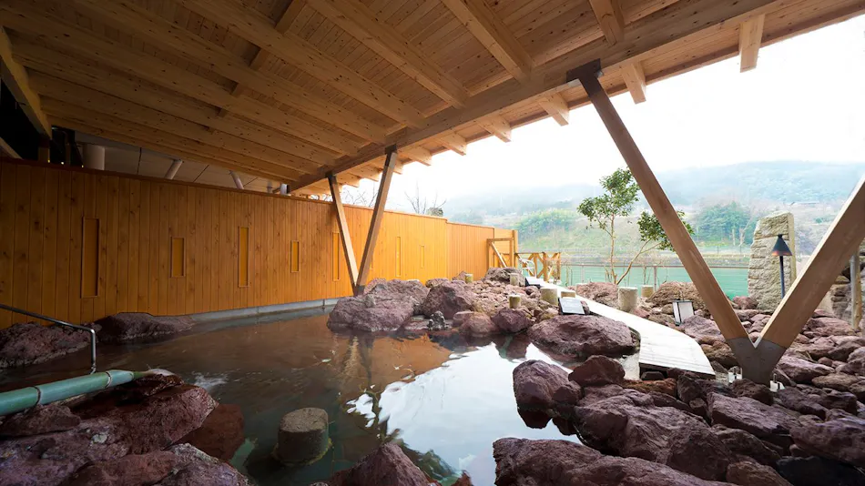 River Retreat Garaku