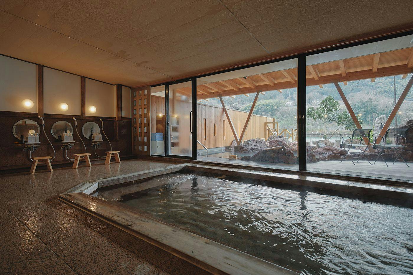 River Retreat Garaku
