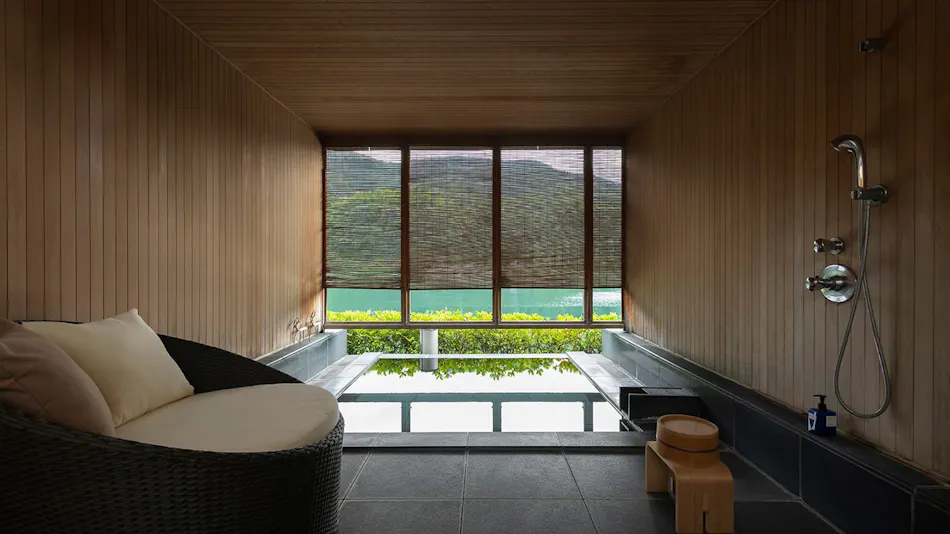 River Retreat Garaku