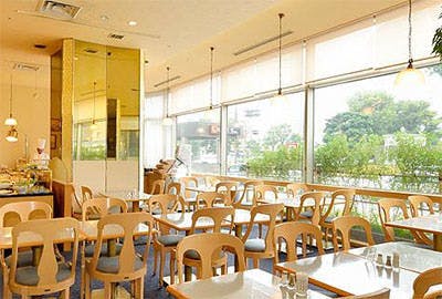 ร้านอาหารบุฟเฟ่ต์ เบลฟาซาด