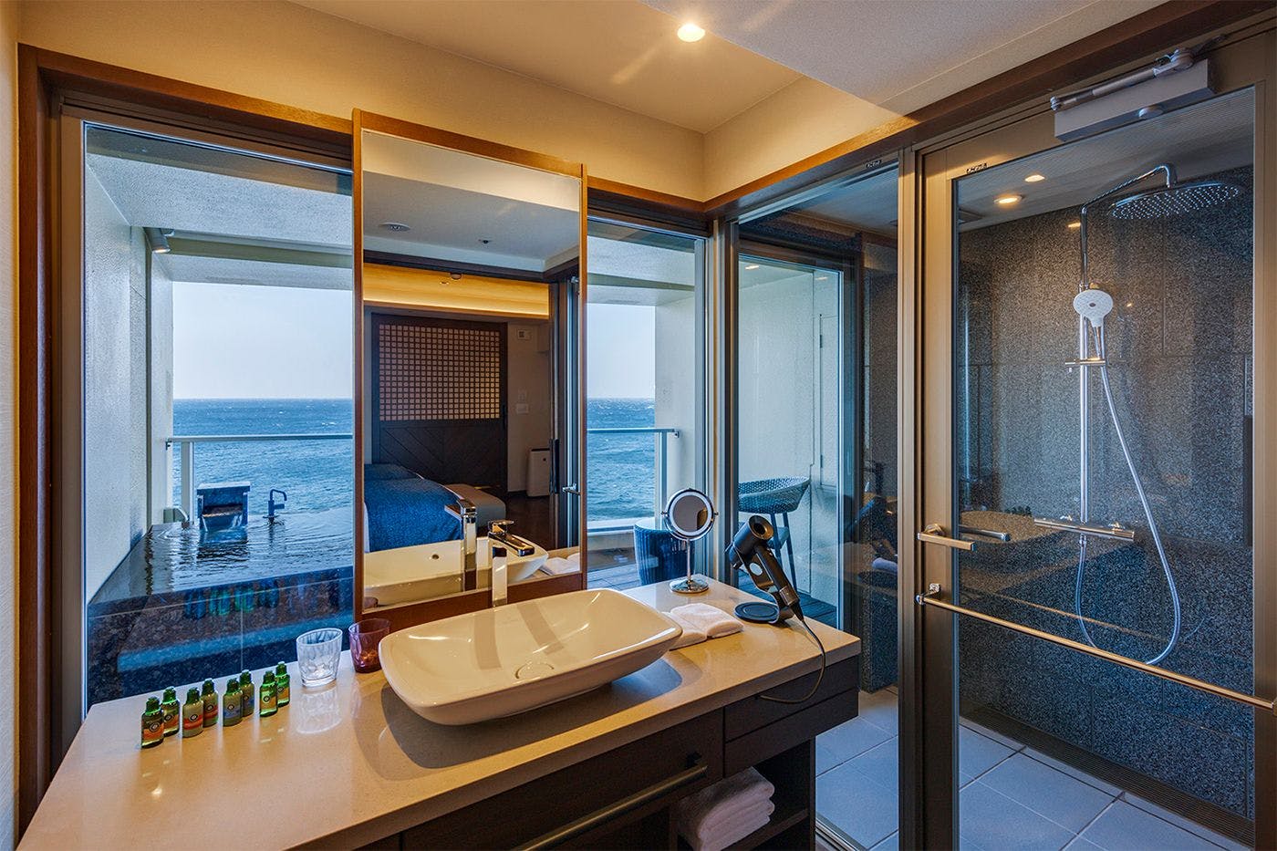 Taberu no Yado Hama no Yu