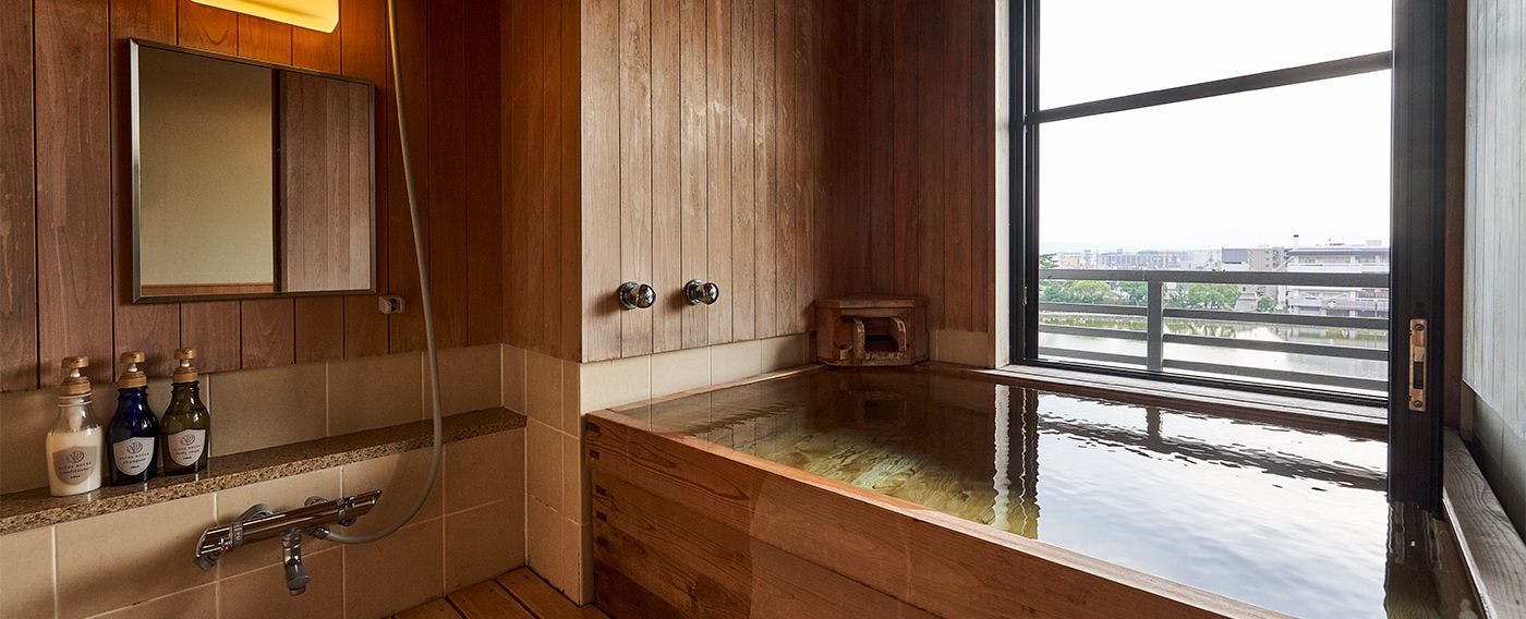 さるさわ池　よしだや