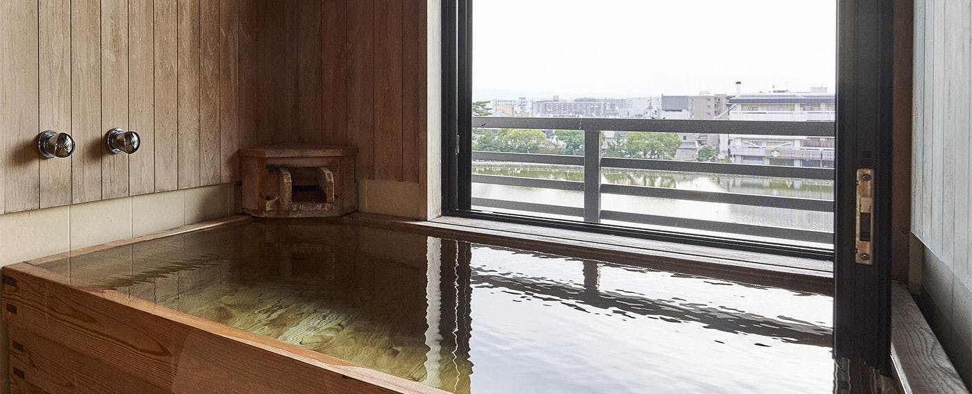 さるさわ池　よしだや