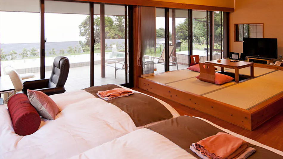 Hot Spring Water Pool & Private Open-Air Bath YURIAN