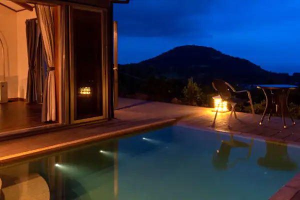 น้ำพุร้อน