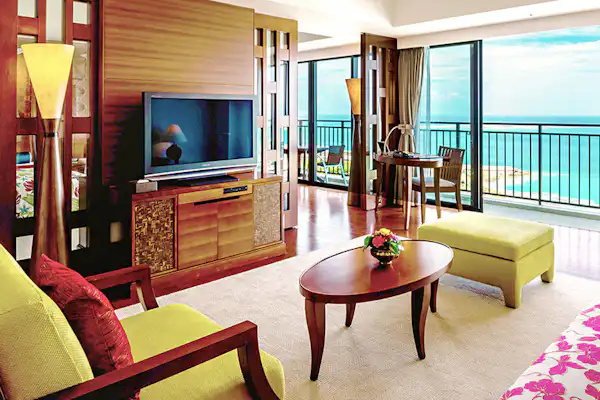 Royal Ocean Suite