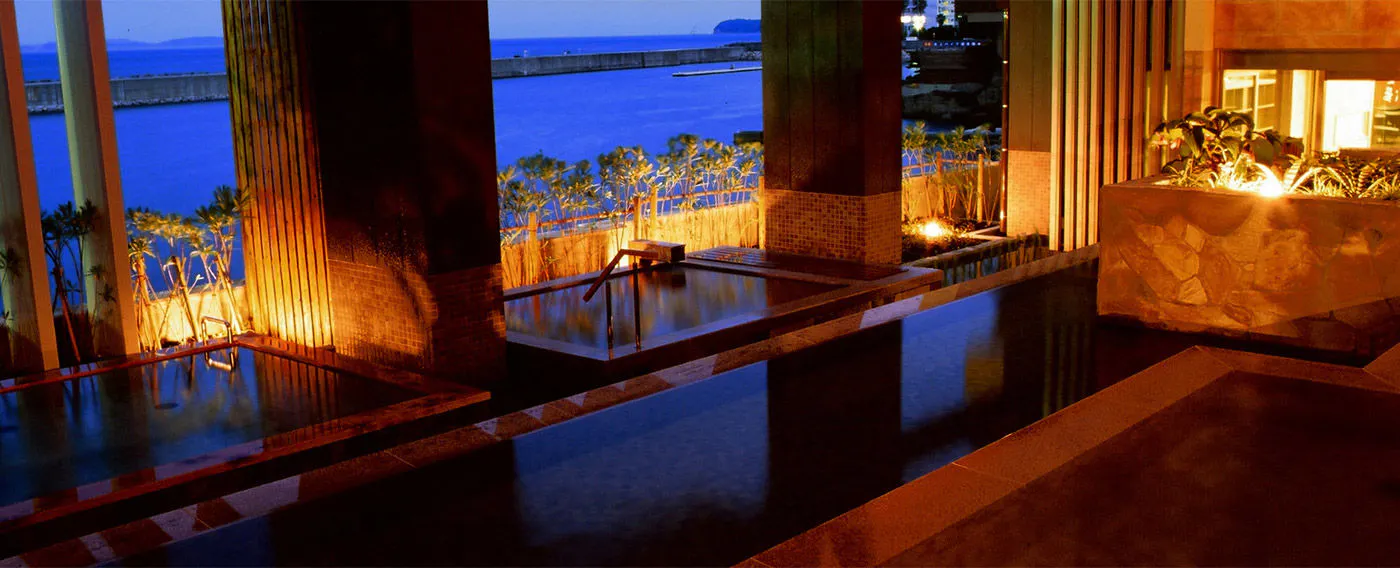 น้ำพุร้อน・อ่างอาบน้ำ