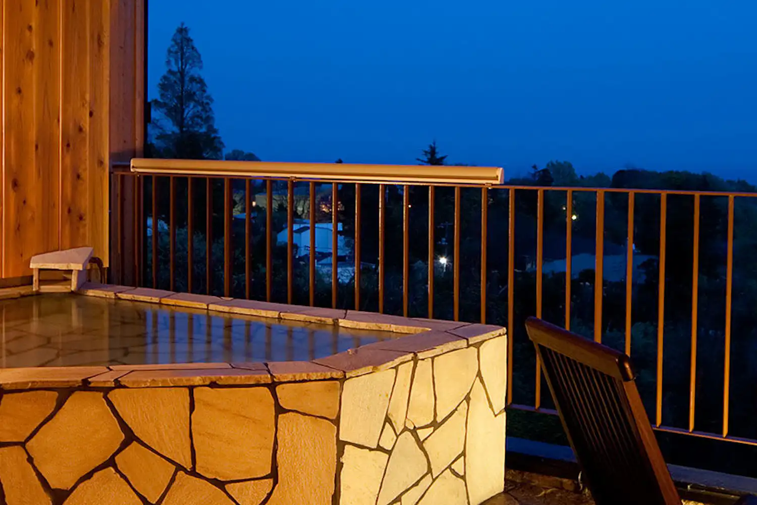 ห้องพักพร้อมออนเซ็นส่วนตัว