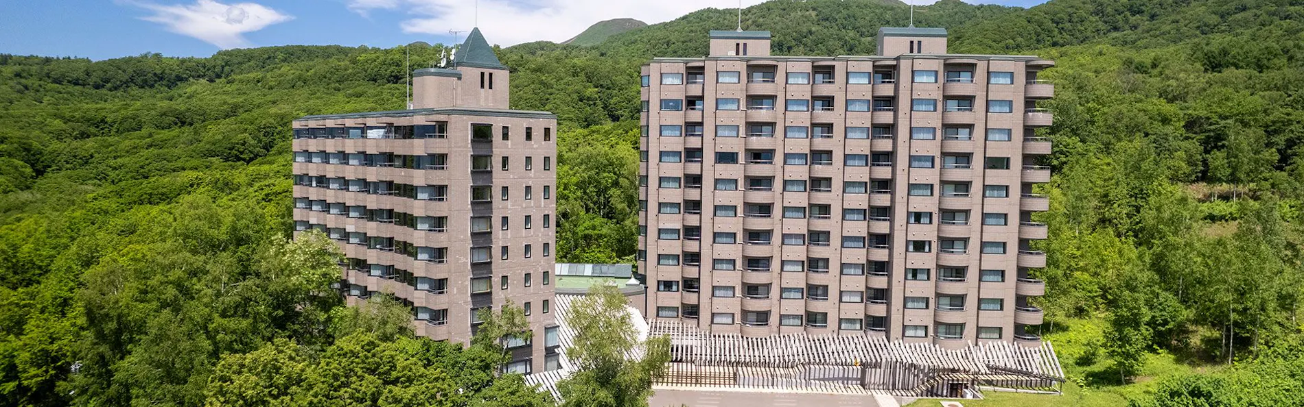 ワンニセコリゾートタワーズ(ONE NISEKO RESORT TOWERS)