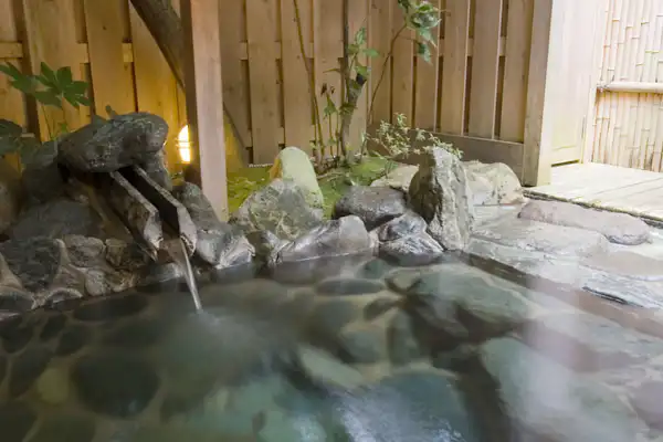 น้ำพุร้อน