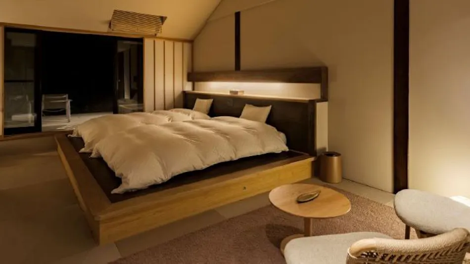 Fujinoya: Inn with Open-Air Baths for Couples