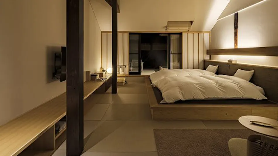 Fujinoya: Inn with Open-Air Baths for Couples