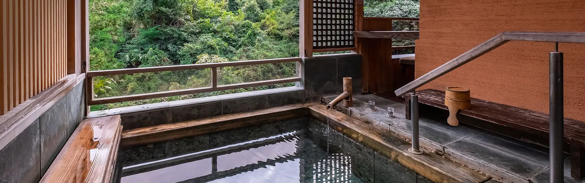 万葉の里 白雲荘