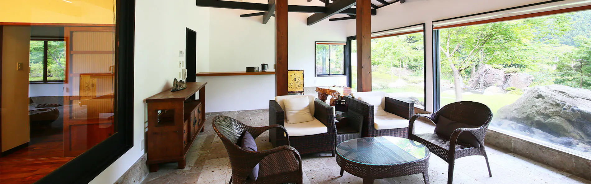 川場温泉 清流の里 錦綉山荘