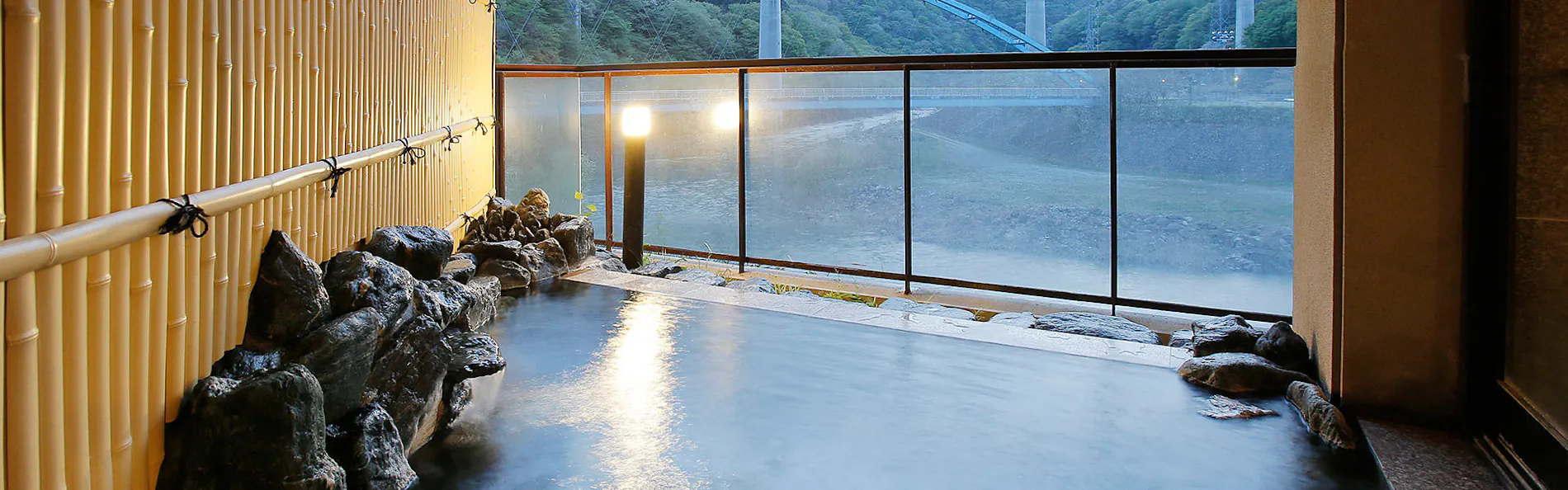 川治温泉 湯けむりの里 柏屋