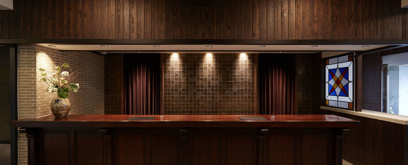 フロントカウンター