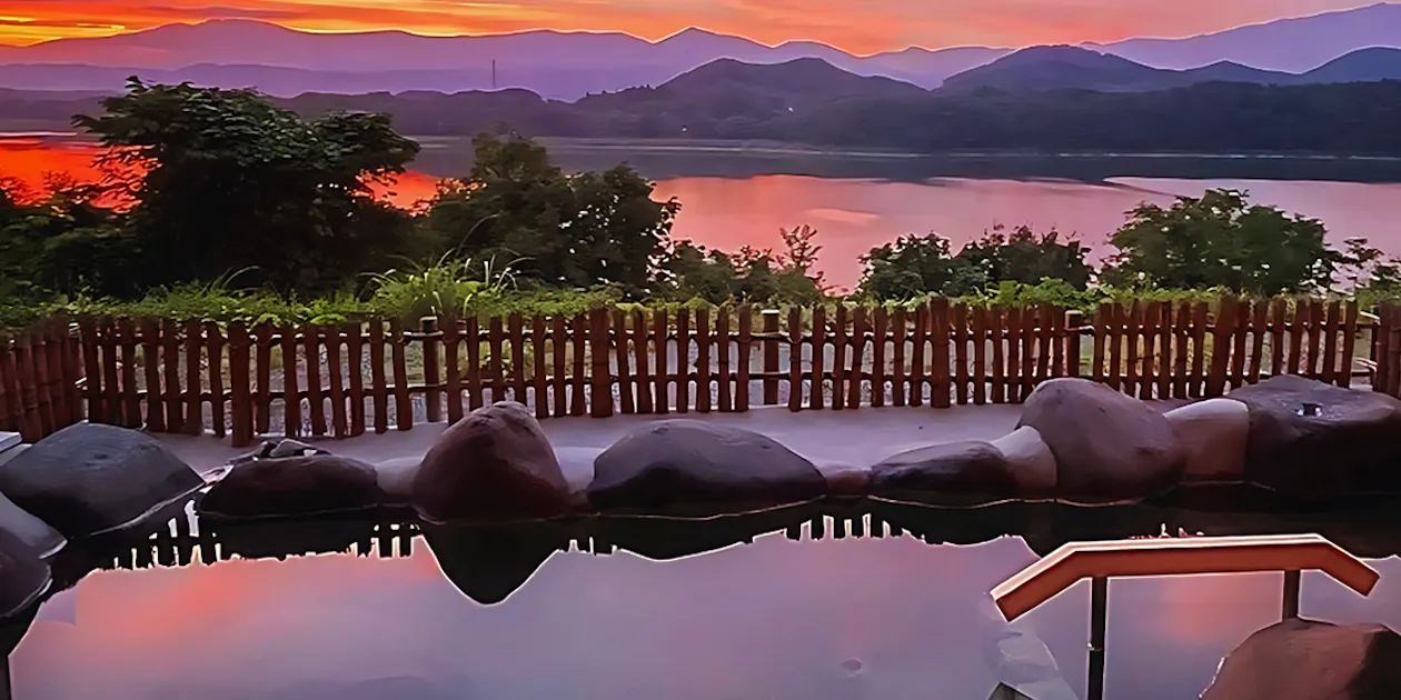 絶景ヴィラリゾート 静寂の湯宿 別荘佳景 — 一休.comでこの宿を見る(広告)