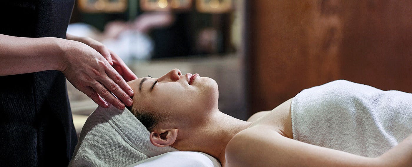 スパにおけるトリートメント20分間無料延長