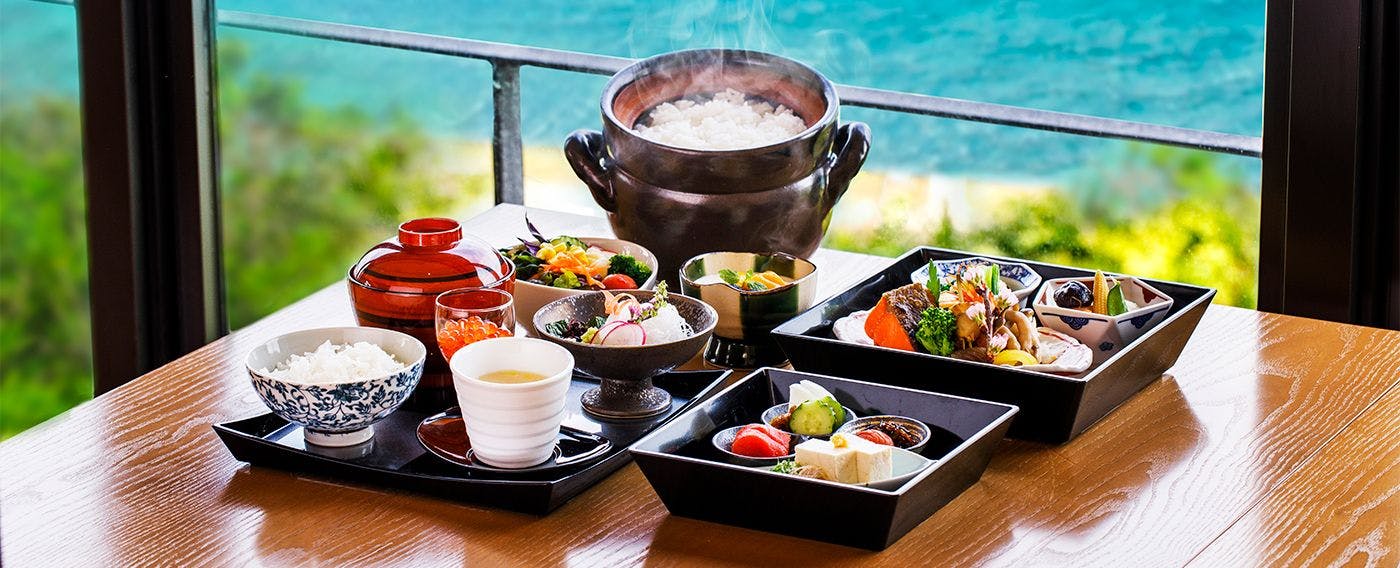 海の旅亭おきなわ名嘉真荘