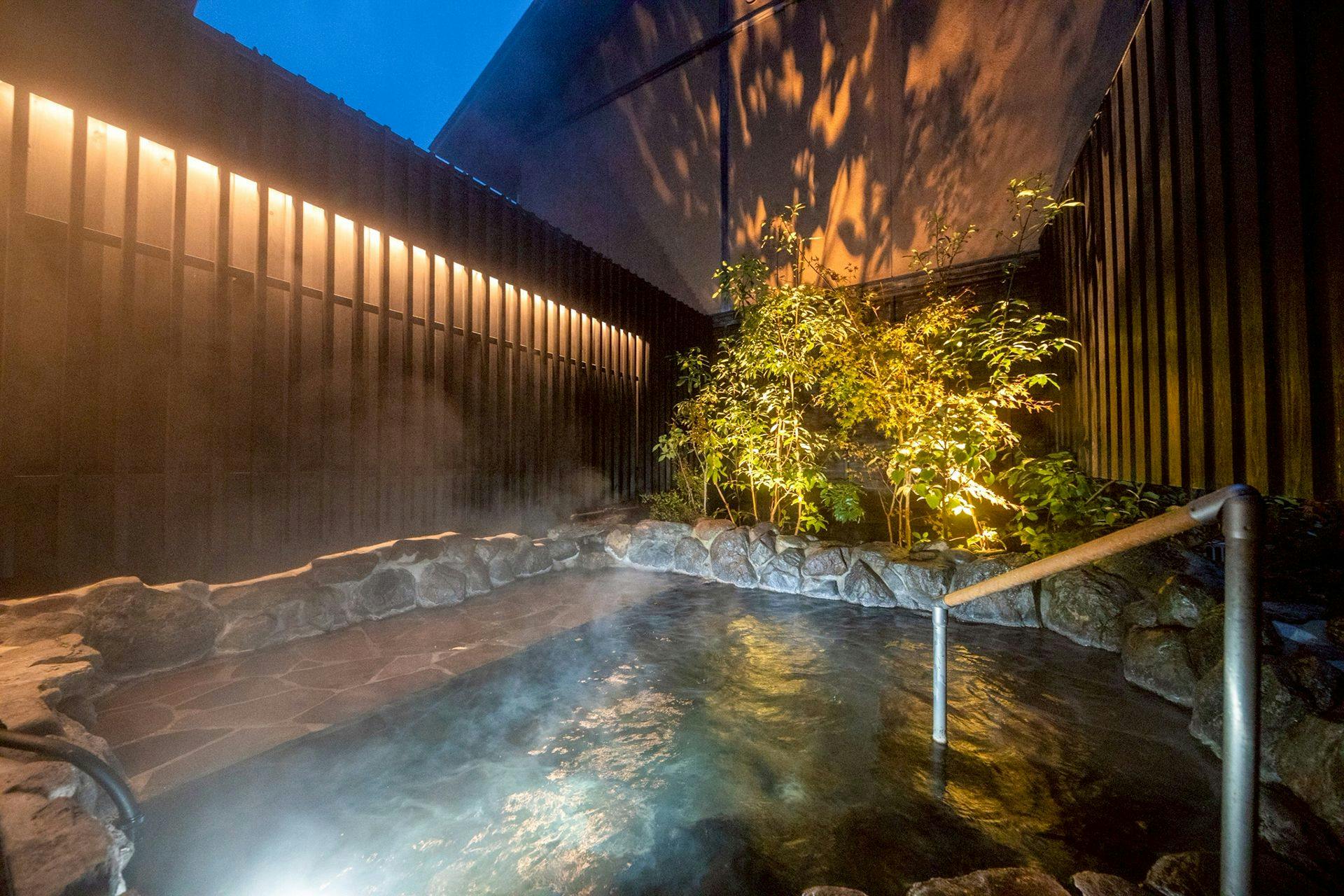 น้ำพุร้อน